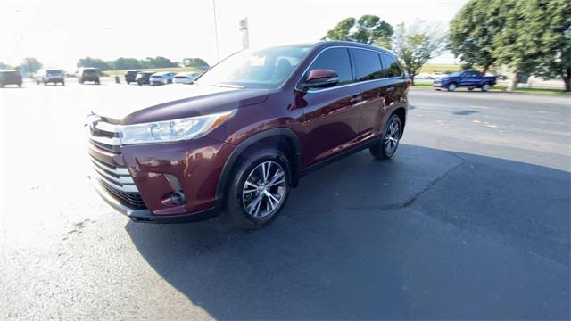 used 2019 Toyota Highlander car, priced at $16,495