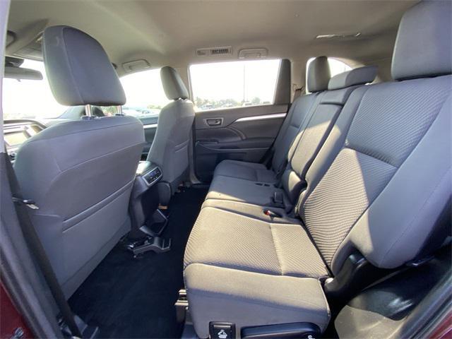 used 2019 Toyota Highlander car, priced at $16,495
