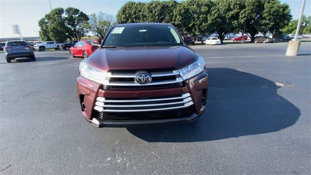 used 2019 Toyota Highlander car, priced at $16,495