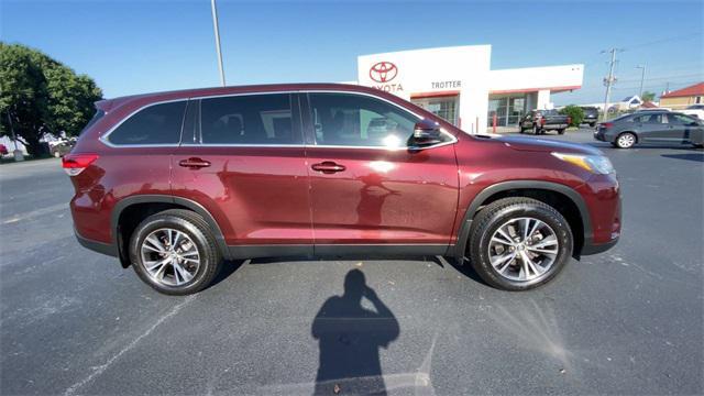 used 2019 Toyota Highlander car, priced at $16,495