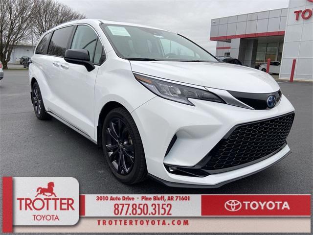 used 2024 Toyota Sienna car, priced at $49,595