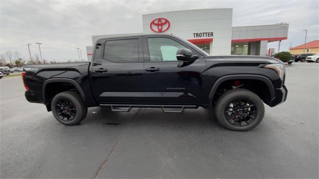 new 2025 Toyota Tundra car