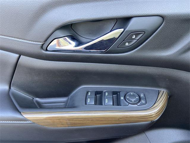 used 2021 GMC Acadia car, priced at $21,995