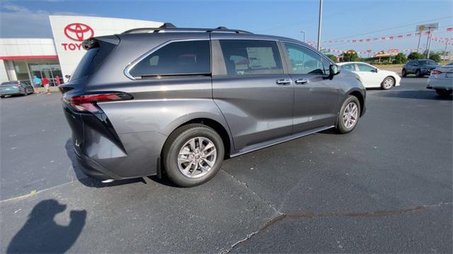 new 2025 Toyota Sienna car