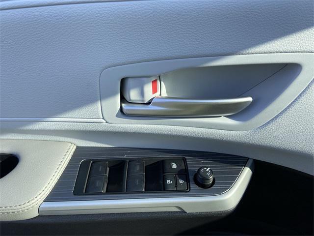 new 2025 Toyota Sienna car