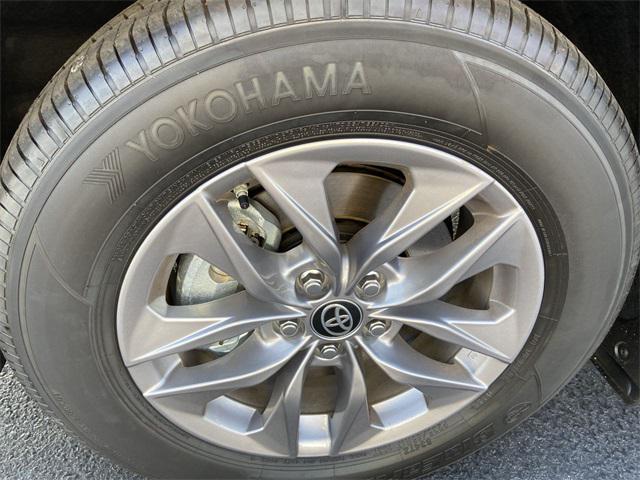 new 2025 Toyota Sienna car