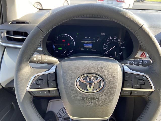 new 2025 Toyota Sienna car