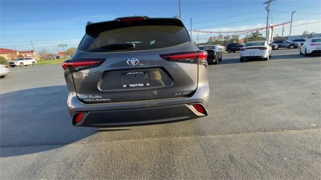 used 2024 Toyota Highlander car, priced at $43,495