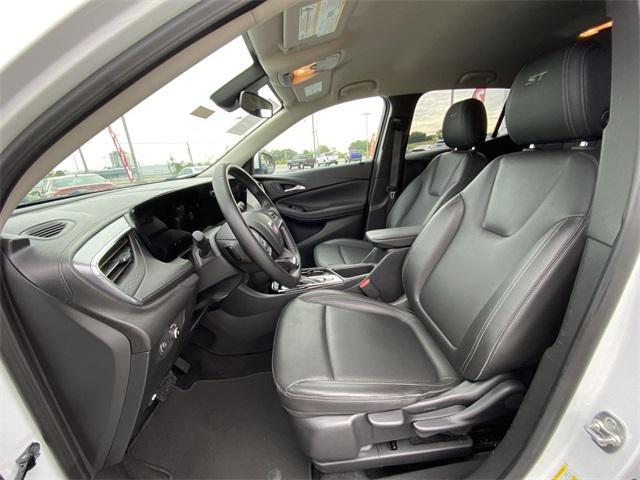 used 2024 Buick Encore GX car, priced at $25,495