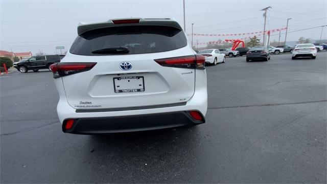 used 2024 Toyota Highlander Hybrid car, priced at $46,995