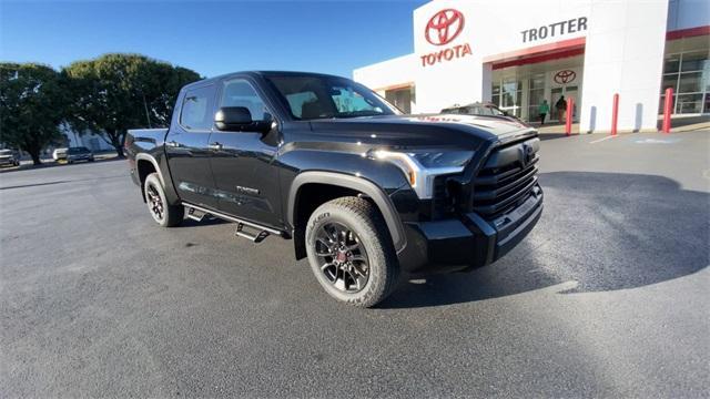 new 2025 Toyota Tundra car