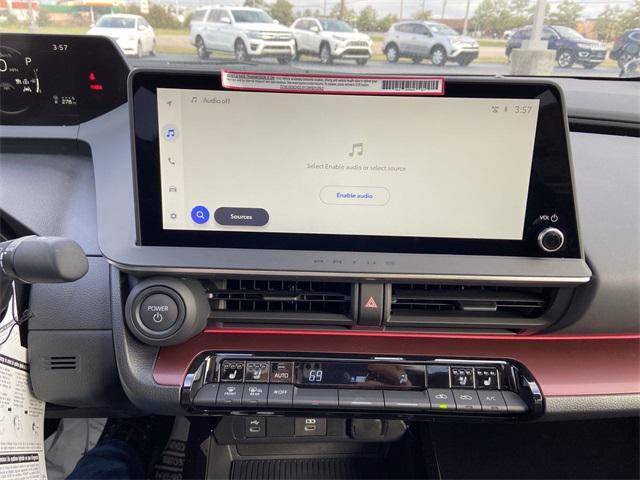 new 2024 Toyota Prius Prime car