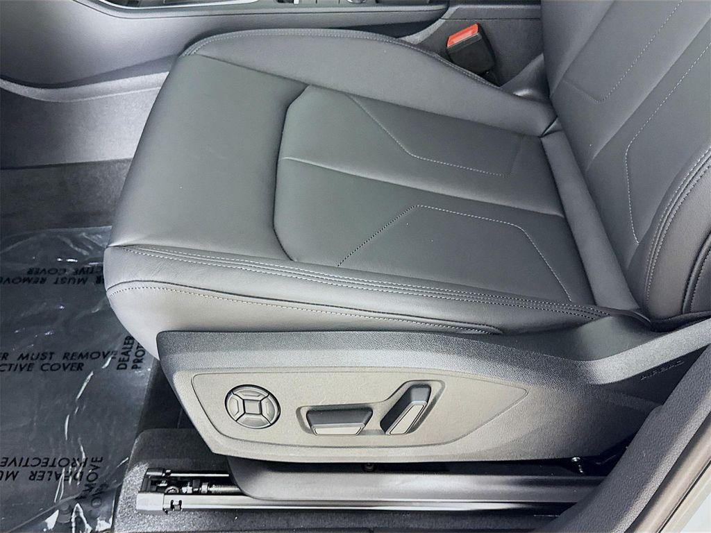 new 2025 Audi Q3 car, priced at $43,330