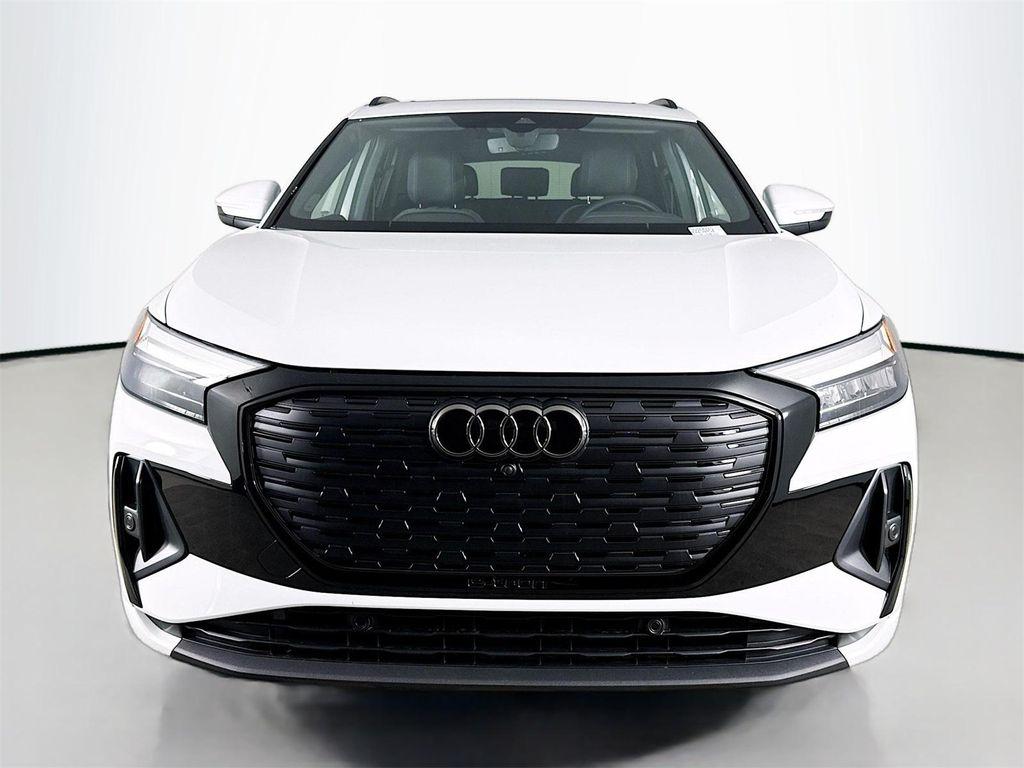 new 2025 Audi Q4 e-tron car