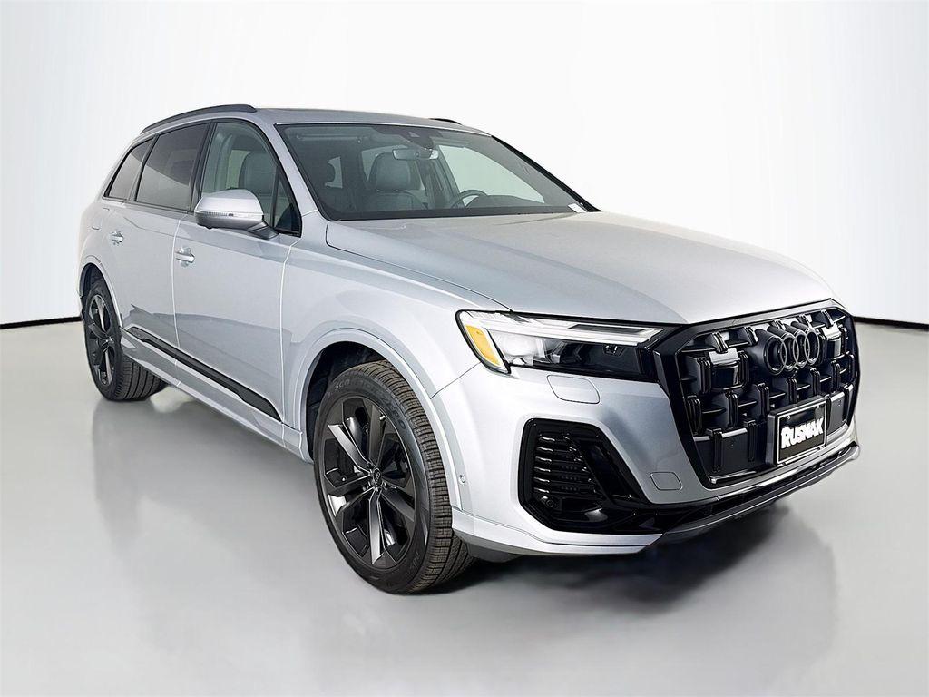 new 2025 Audi Q7 car, priced at $74,320