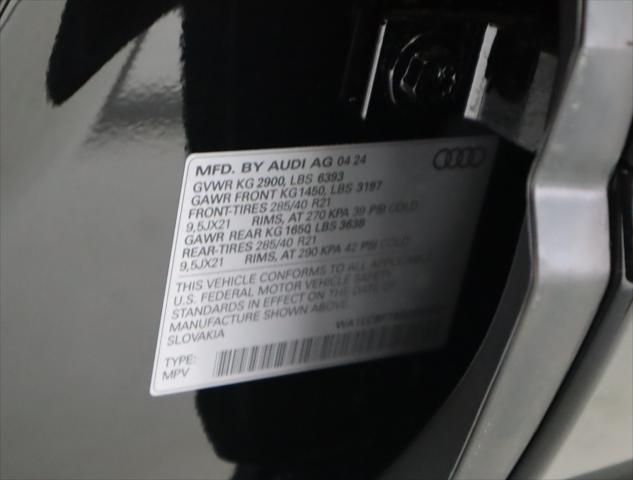 new 2025 Audi Q7 car, priced at $72,120