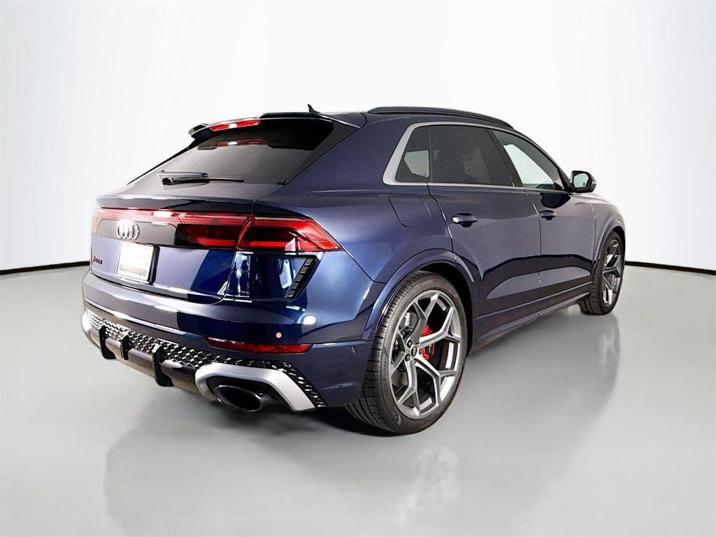 new 2025 Audi RS Q8 car, priced at $157,090