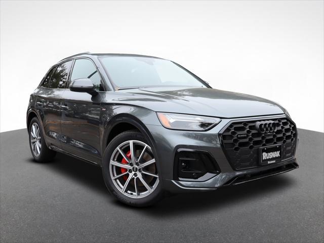 new 2024 Audi Q5 car, priced at $70,100