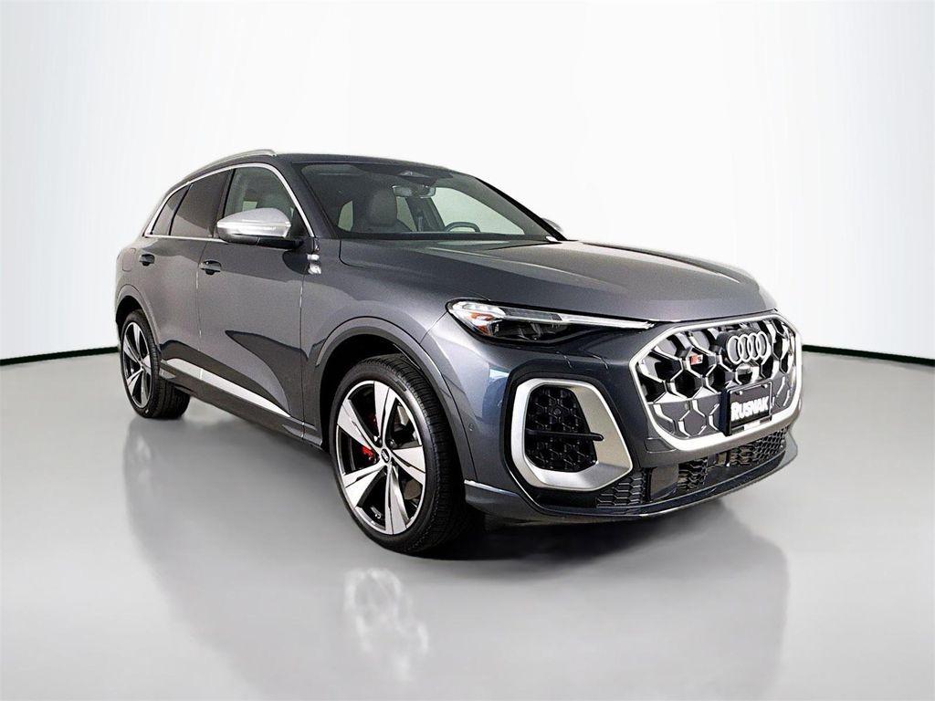 new 2025 Audi SQ5 car