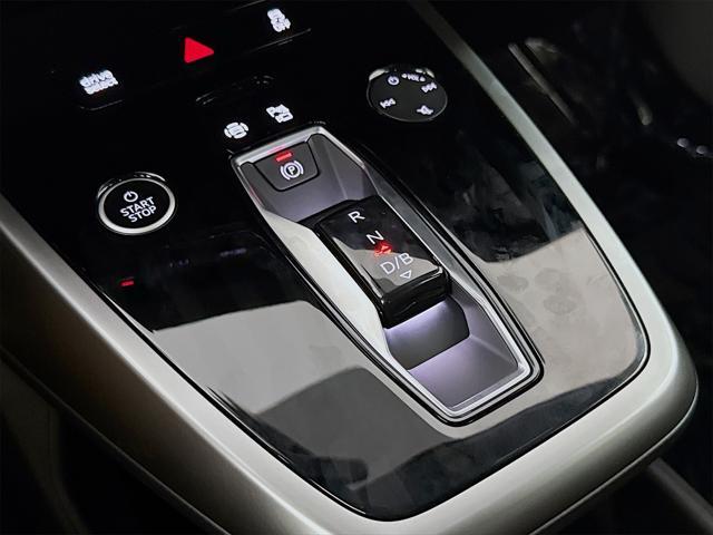 new 2025 Audi Q4 e-tron car