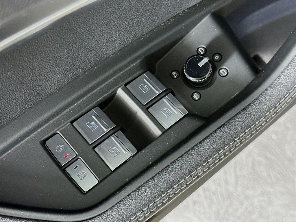 used 2023 Audi e-tron car, priced at $28,076