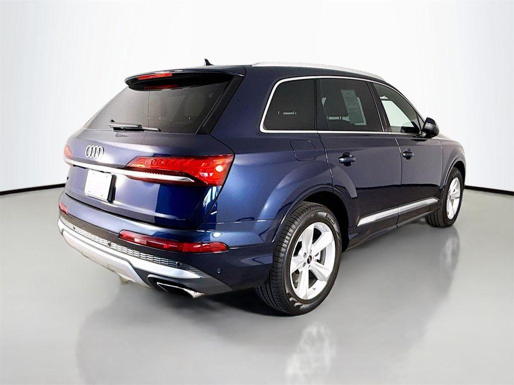 used 2025 Audi Q7 car, priced at $51,595