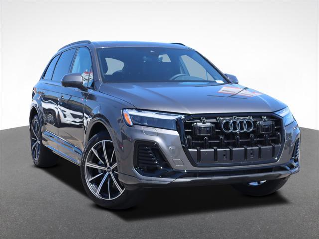 new 2025 Audi Q7 car, priced at $72,120