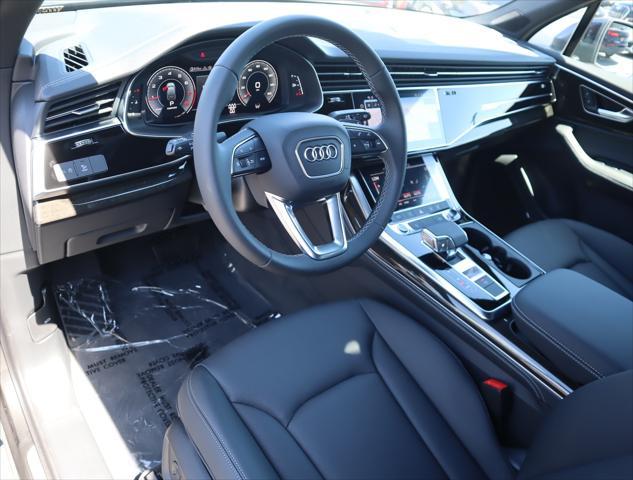 new 2025 Audi Q7 car, priced at $72,120