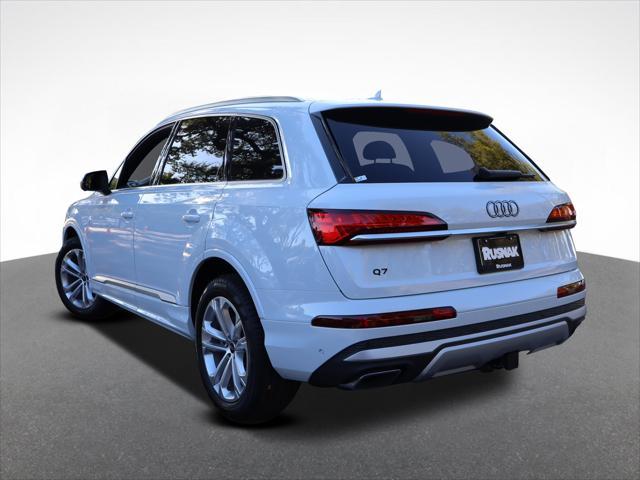 new 2025 Audi Q7 car, priced at $75,510