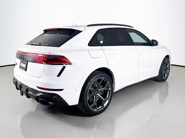 new 2025 Audi RS Q8 car, priced at $157,795