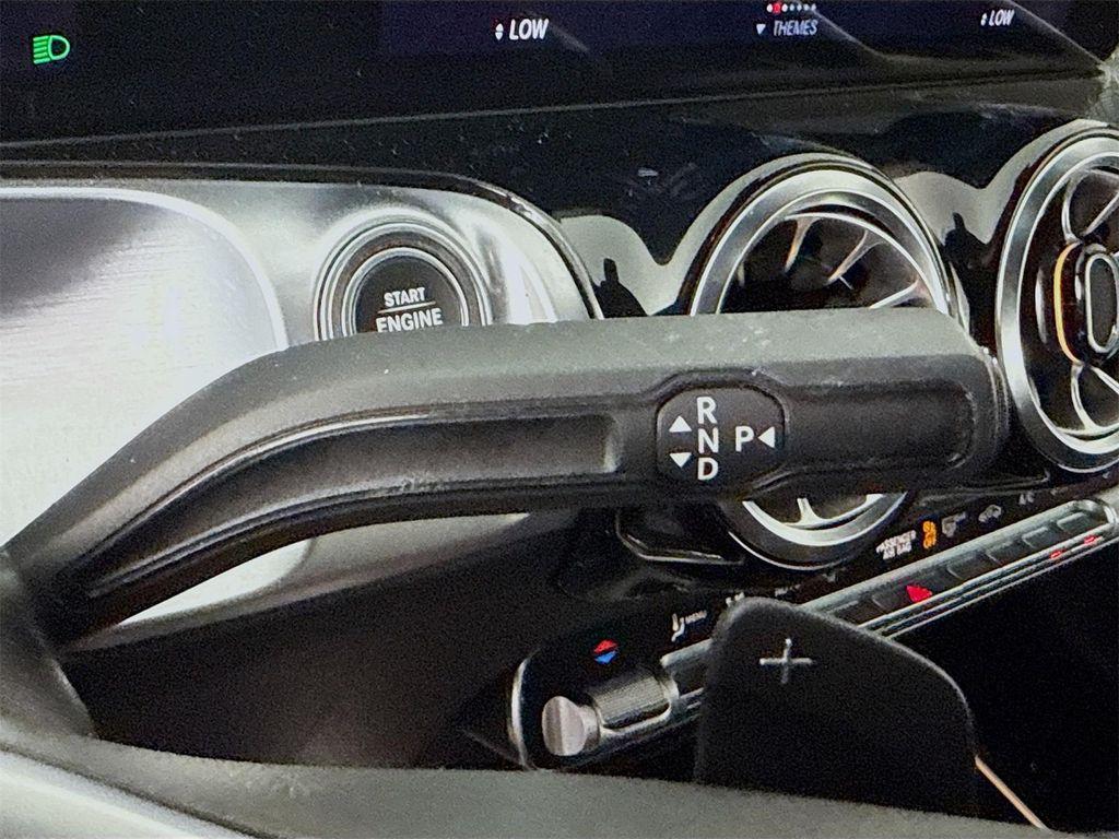 used 2022 Mercedes-Benz GLB 250 car, priced at $25,995