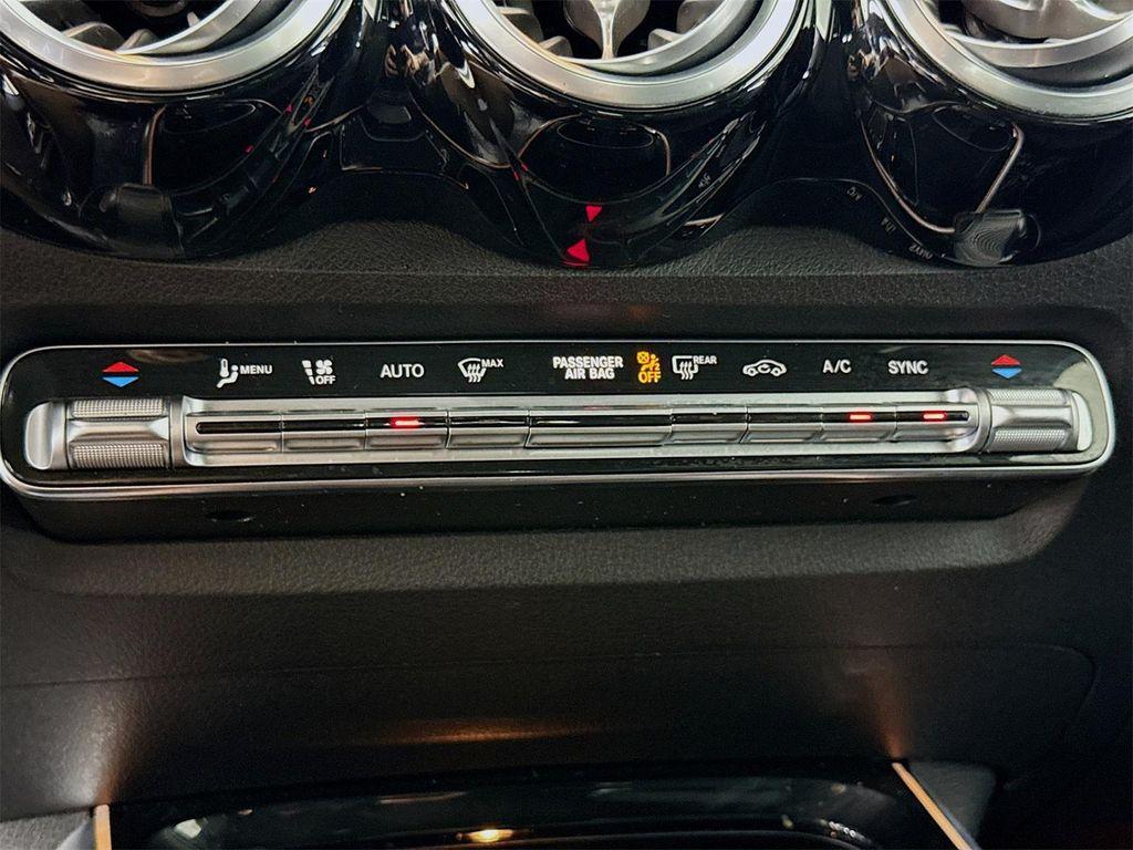 used 2022 Mercedes-Benz GLB 250 car, priced at $25,995