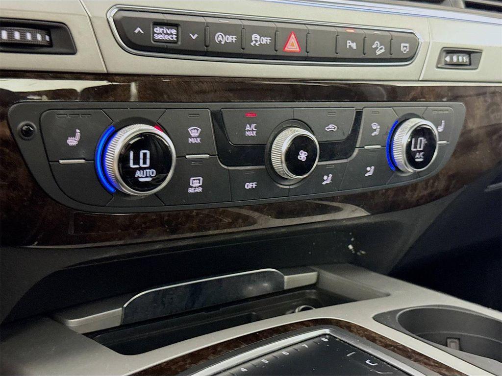 used 2019 Audi Q7 car, priced at $18,595