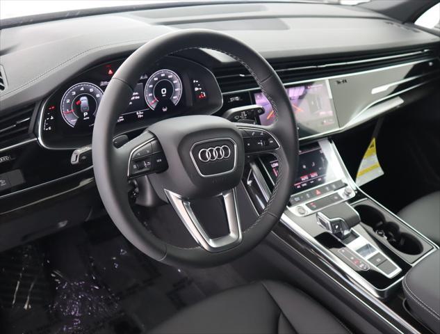 new 2025 Audi Q7 car, priced at $65,270