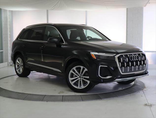 new 2025 Audi Q7 car, priced at $65,270