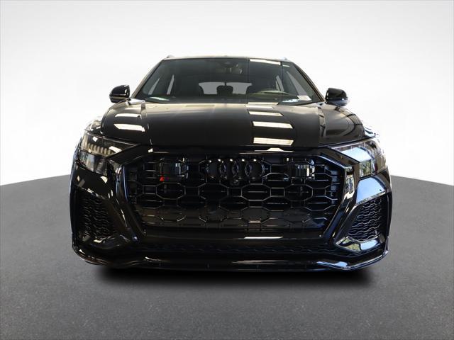 new 2024 Audi RS Q8 car