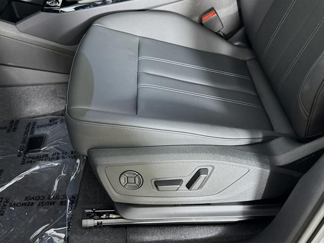 new 2025 Audi Q6 e-tron car, priced at $70,795