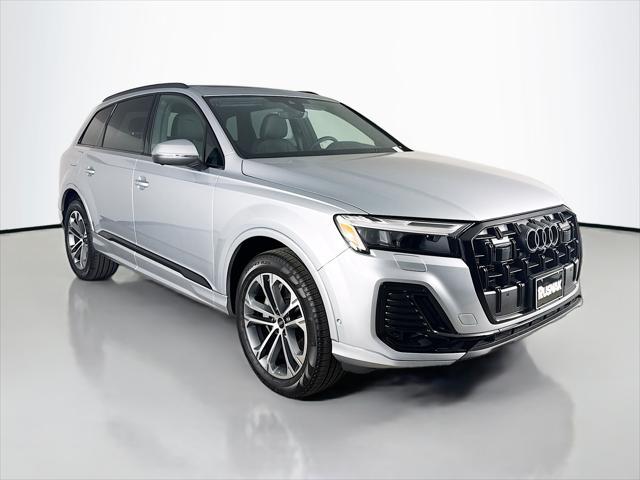 new 2025 Audi Q7 car, priced at $65,070