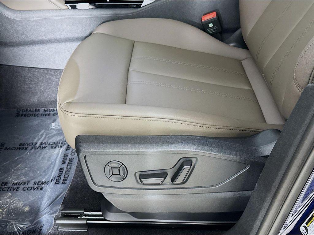 new 2025 Audi Q5 car, priced at $59,490