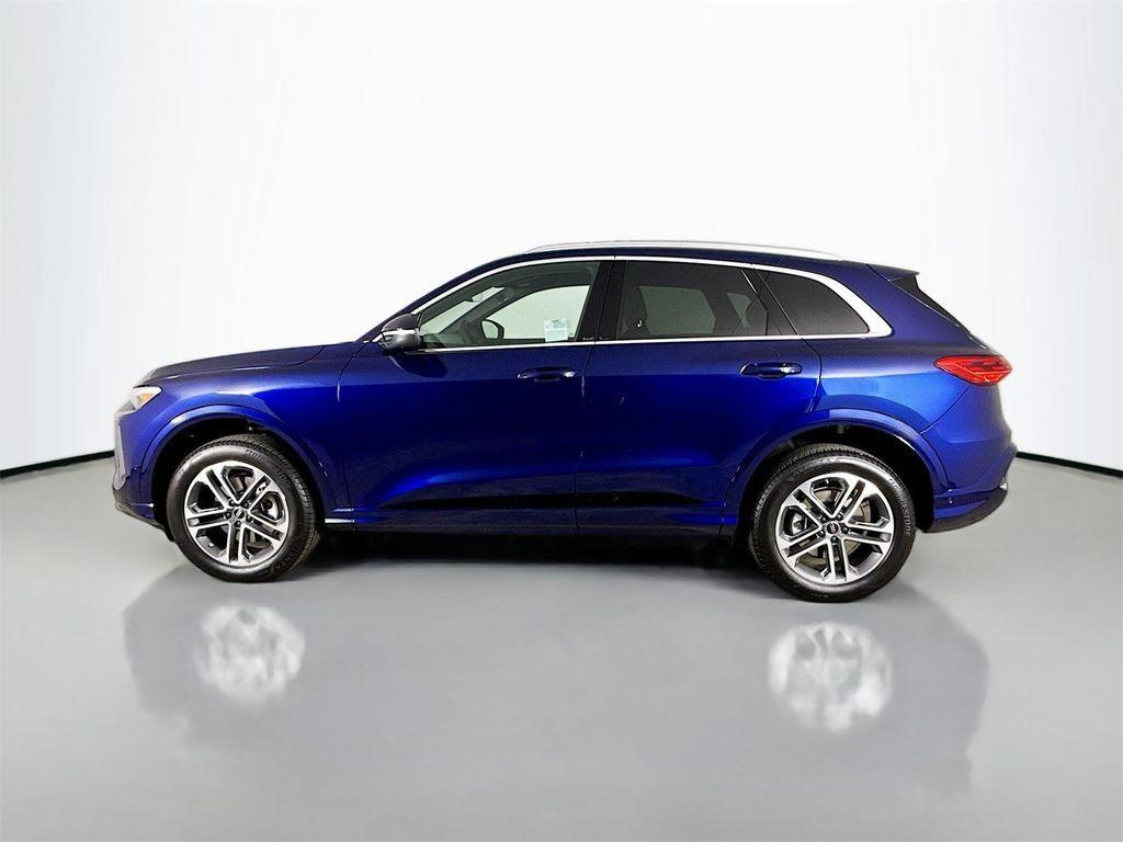 new 2025 Audi Q5 car, priced at $59,490