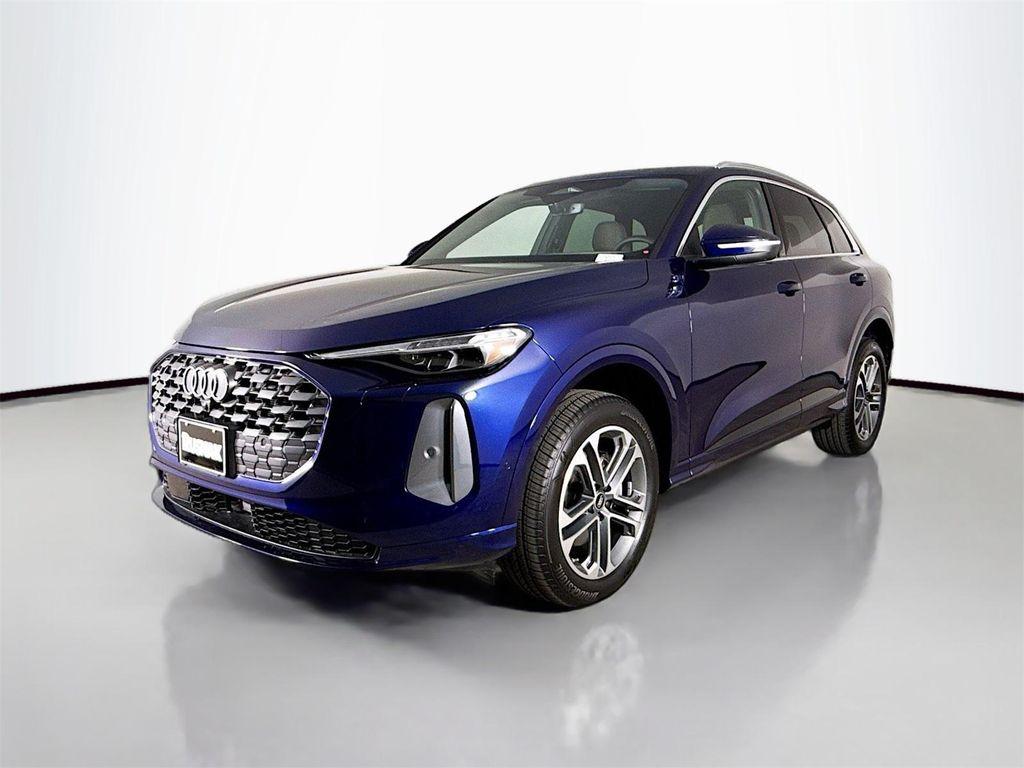 new 2025 Audi Q5 car, priced at $59,490
