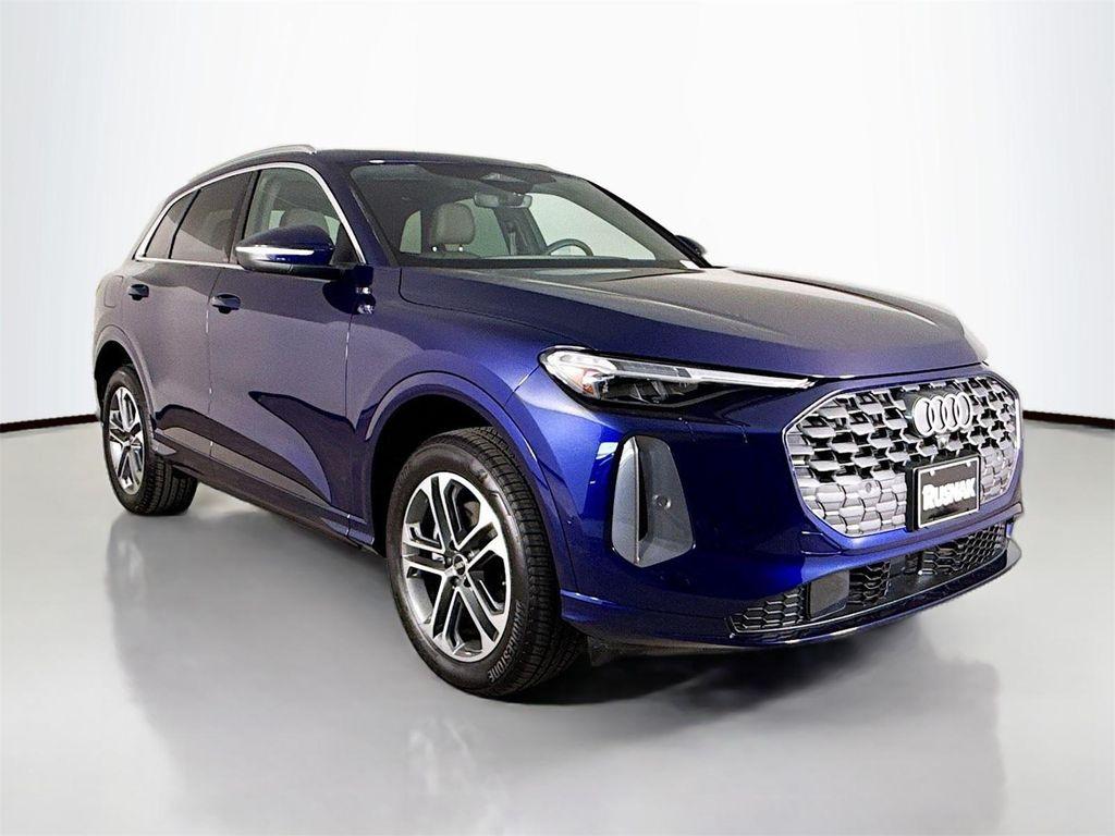 new 2025 Audi Q5 car, priced at $59,490