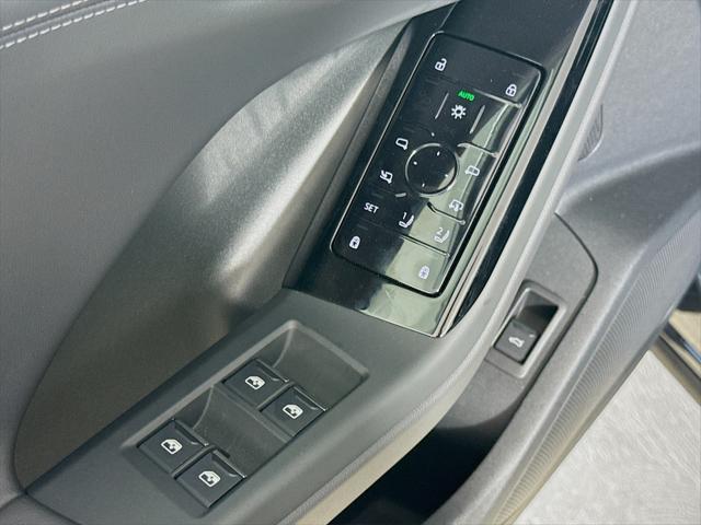 new 2025 Audi Q6 e-tron car, priced at $70,425