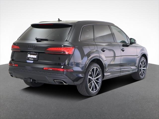 new 2025 Audi Q7 car, priced at $72,120