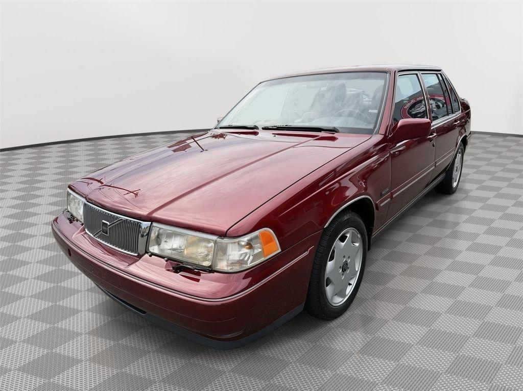 used 1997 Volvo 960 car, priced at $10,938