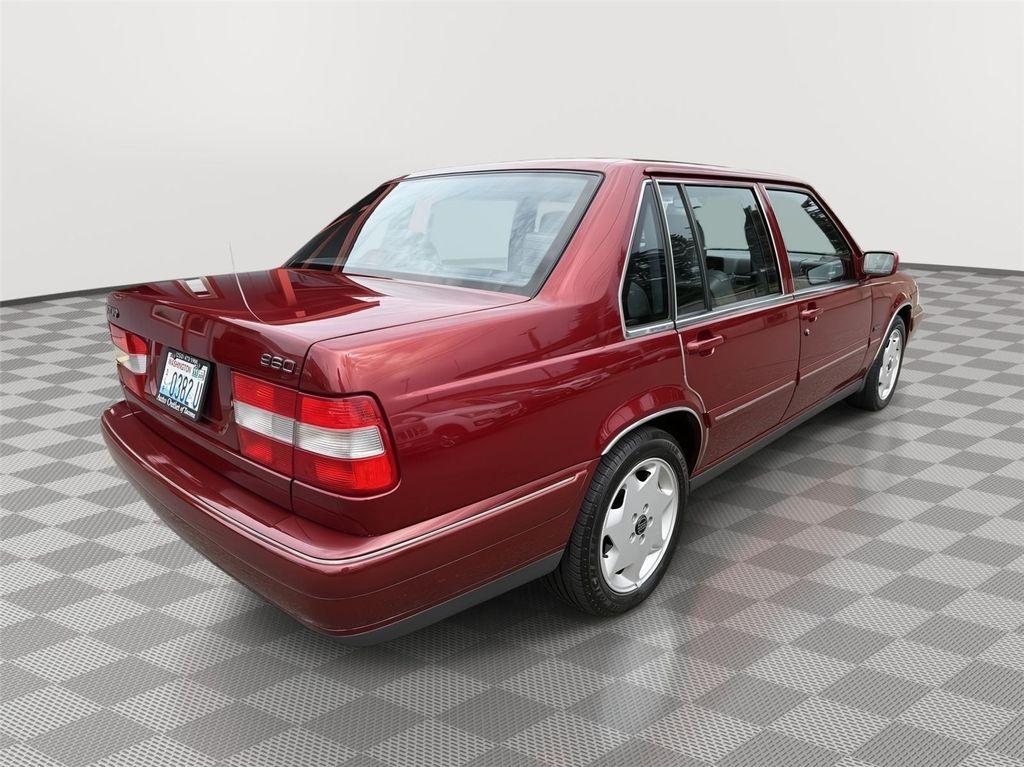 used 1997 Volvo 960 car, priced at $10,938