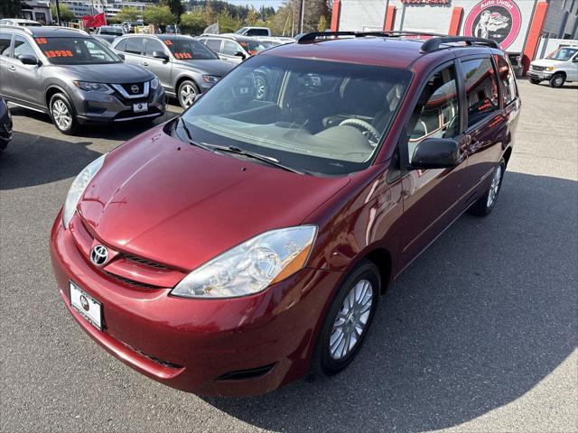 used 2007 Toyota Sienna car, priced at $7,438