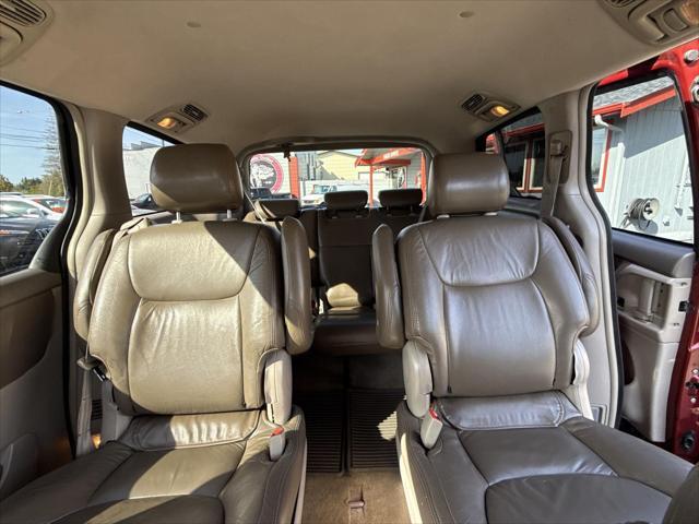used 2007 Toyota Sienna car, priced at $7,438