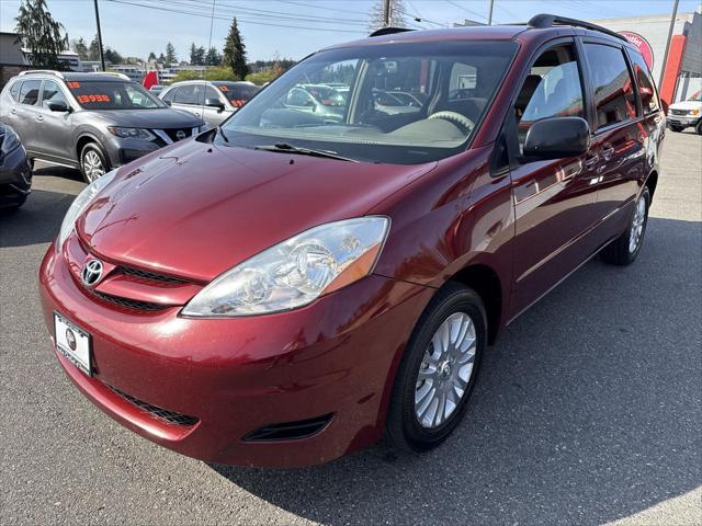 used 2007 Toyota Sienna car, priced at $7,438