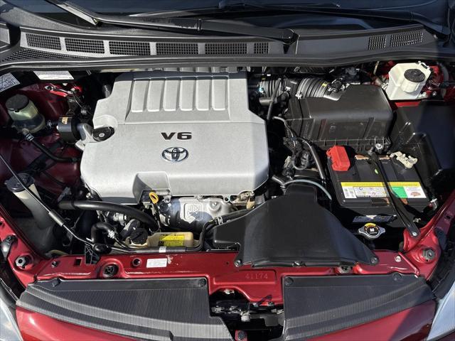 used 2007 Toyota Sienna car, priced at $7,438